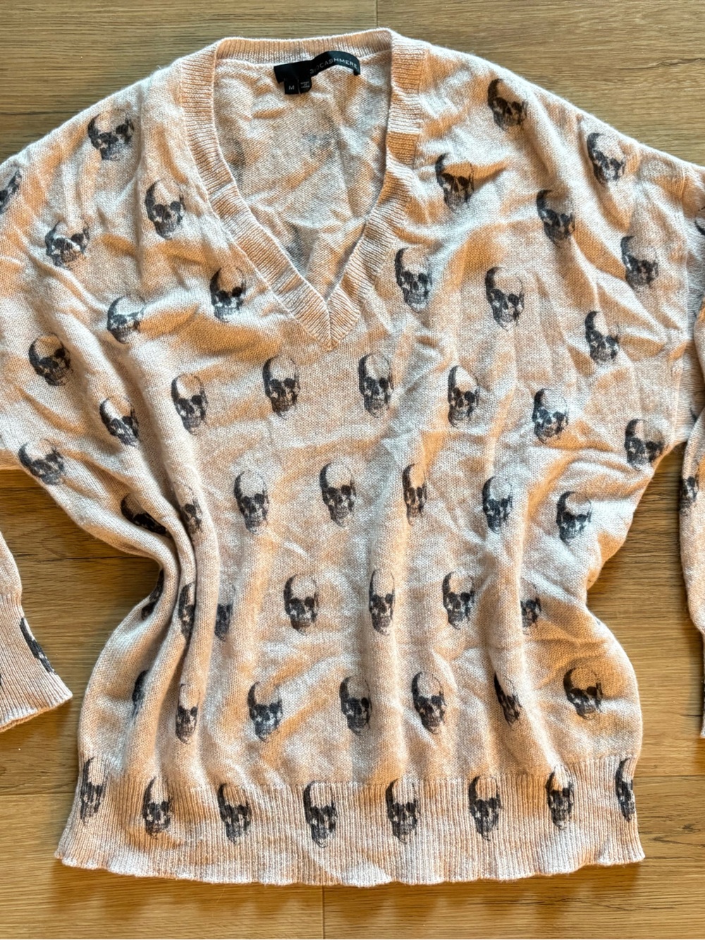 360 Cashmere Light Pink Crewneck Sweater with Subtle Heathering skull - Picture 2 of 9